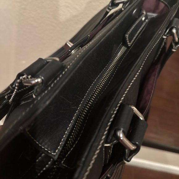 Coach Vintage 2009 Woman’s Black Leather Tote Bag - Picture 4 of 9